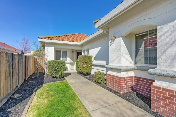 Folsom, CA 95630,129 Camberwell WAY