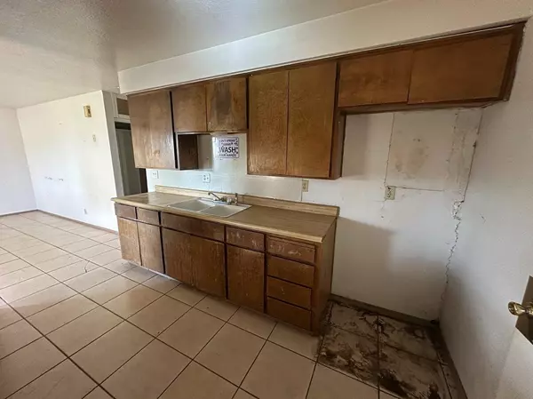 Dos Palos, CA 93620,2786 Evelyn