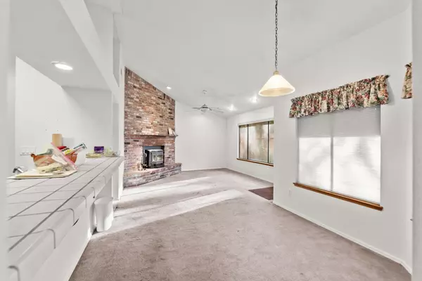 Rancho Cordova, CA 95670,9951 River Mist WAY