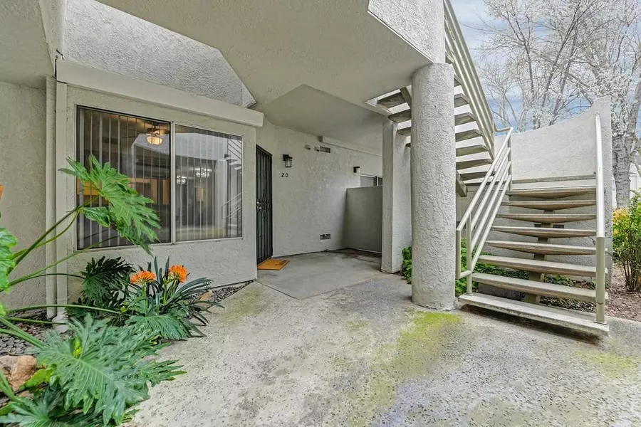 2521 Fulton Square LN #20, Sacramento, CA 95821