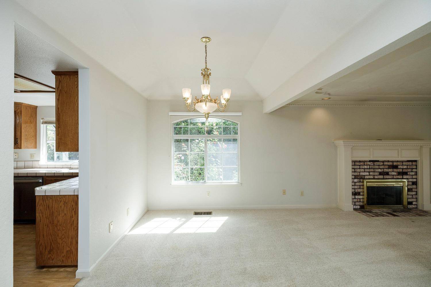 Turlock, CA 95382,1240 Heathernoel WAY
