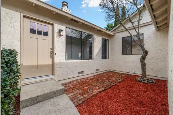Milpitas, CA 95035,900 Courtland CT