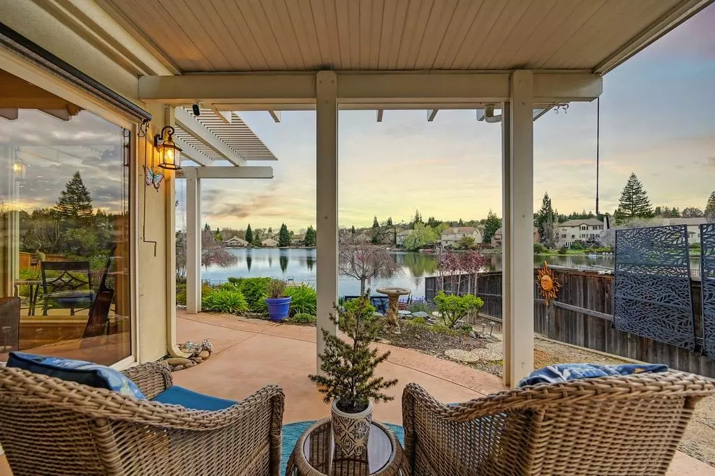 El Dorado Hills, CA 95762,3570 Devon Way