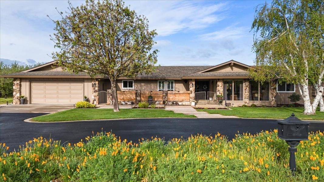 24023 S Olive AVE, Ripon, CA 95366