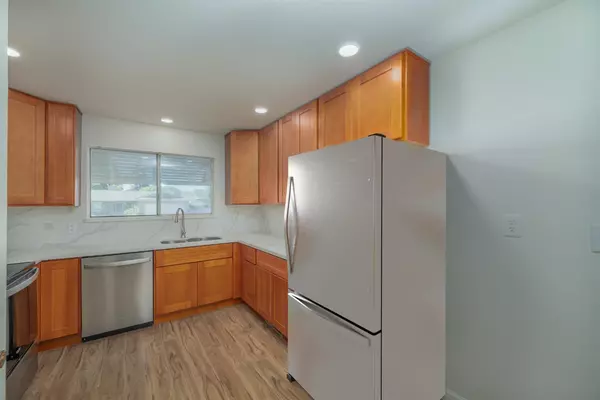 Waterford, CA 95386,13137 Bentley ST