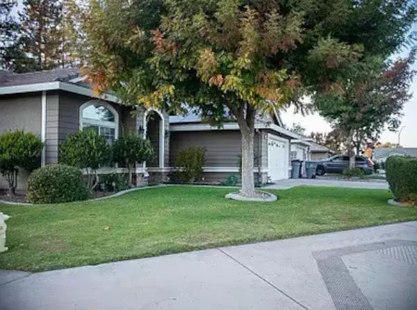 Oakdale, CA 95361,496 View Point AVE