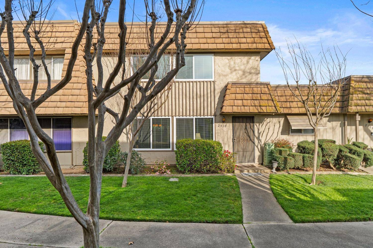 2410 Via Camino, Carmichael, CA 95608