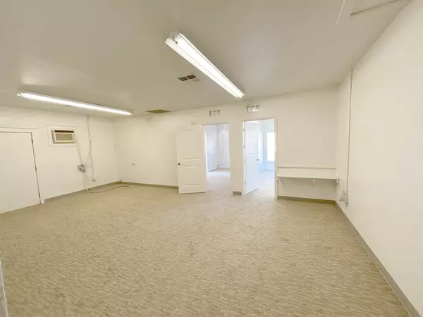 Riverbank, CA 95367,6602 2nd ST