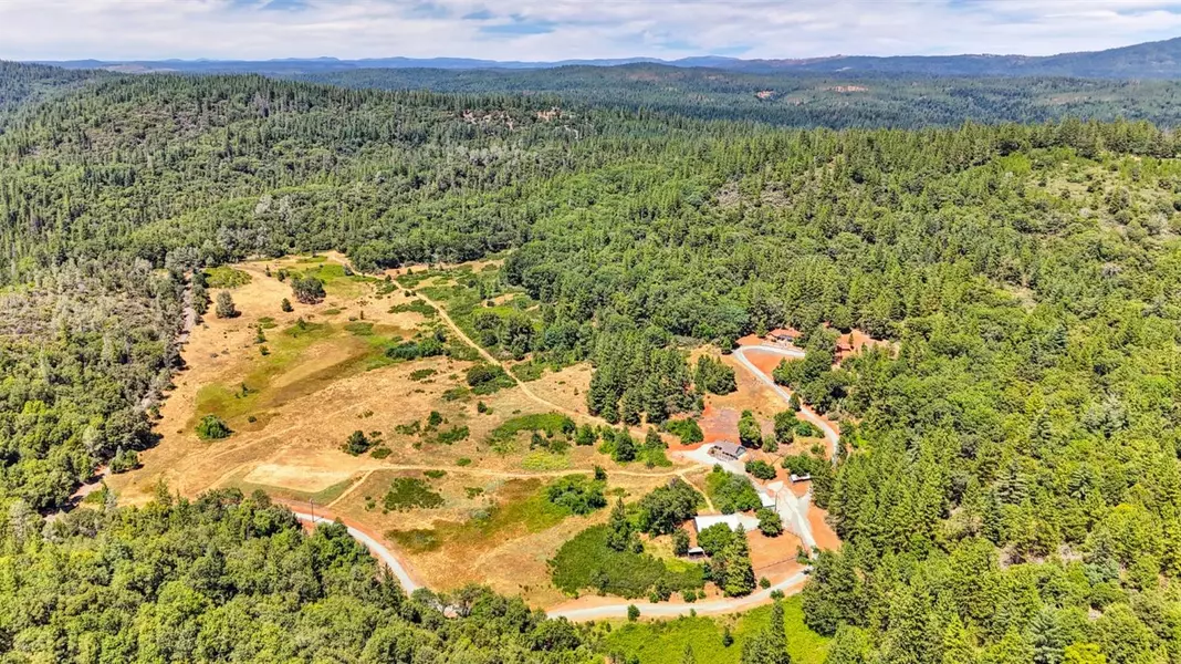 4500 Bear Creek RD, Garden Valley, CA 95633