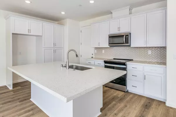 Carmichael, CA 95608,4110 Porton LN