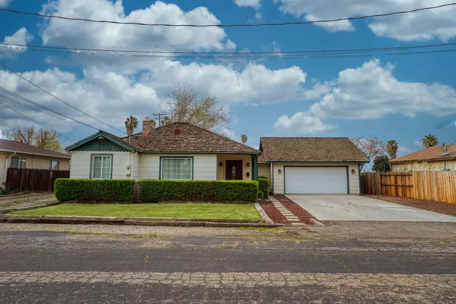 215 Northmead WAY, Patterson, CA 95363