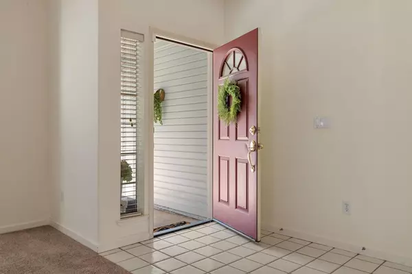 Sacramento, CA 95833,19 Jicama CT