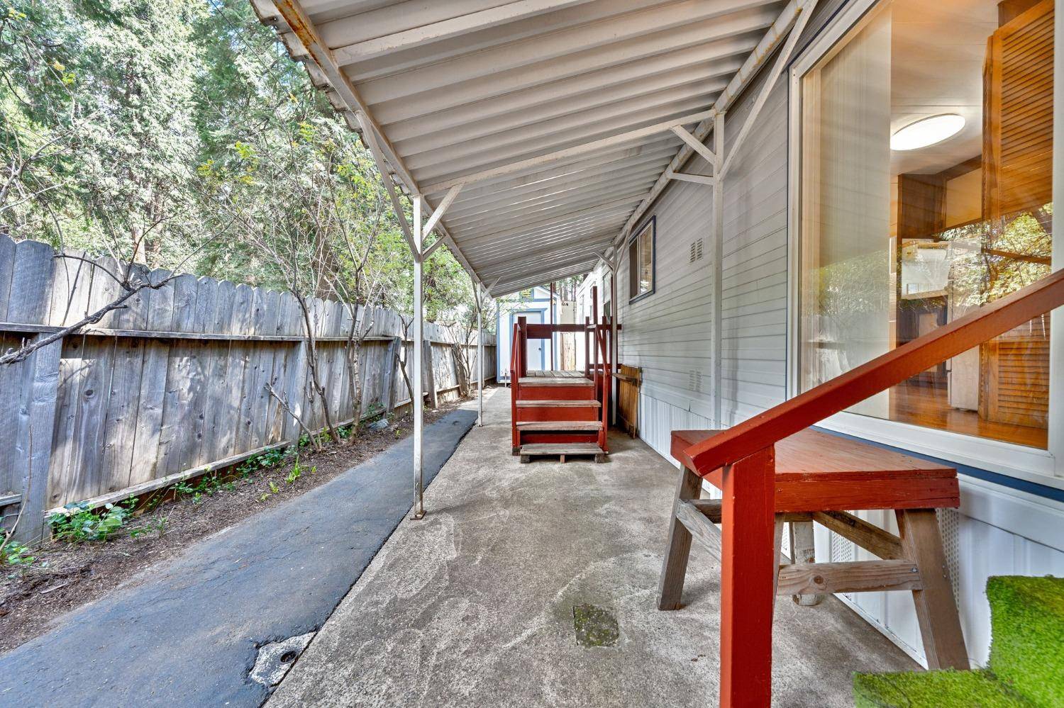 Pollock Pines, CA 95726,11 Wheel ST