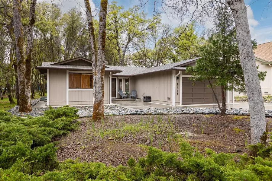 12828 Lake Wildwood DR, Penn Valley, CA 95946