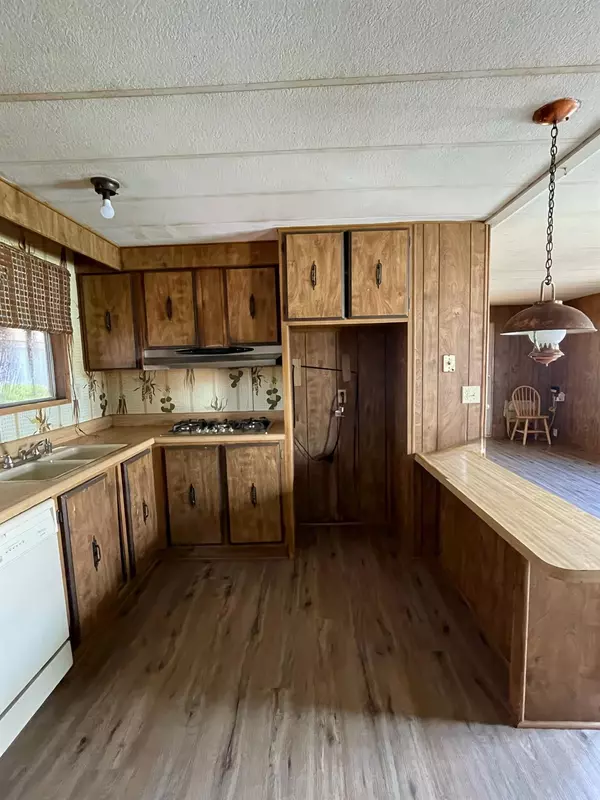 Gustine, CA 95322,75 S Mars ST