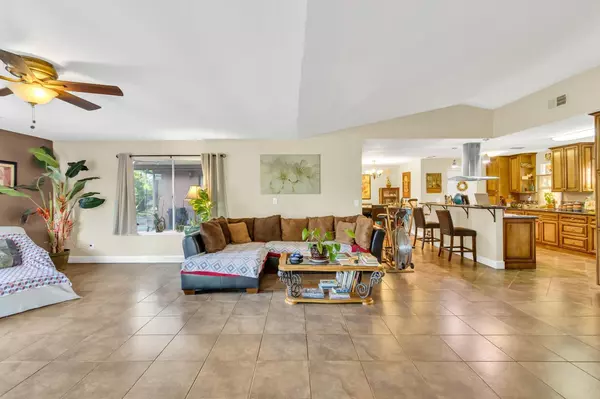 Elverta, CA 95626,2013 Rushing River CT