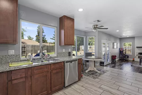 Stockton, CA 95209,9722 Dublin CT