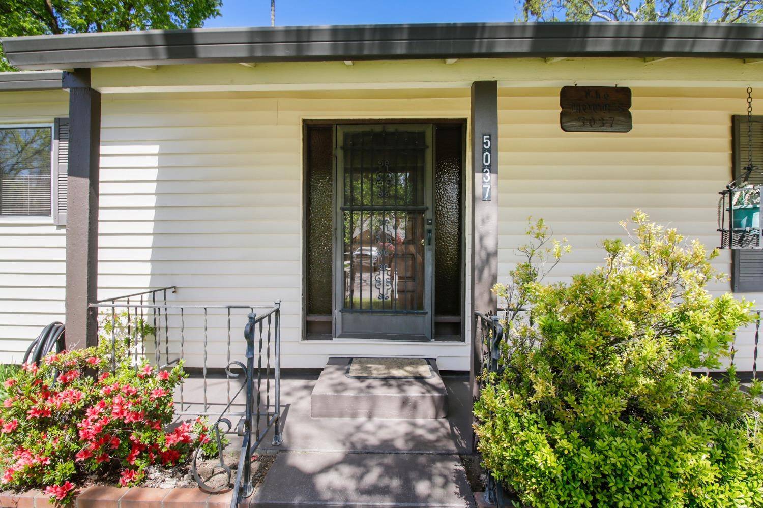 Carmichael, CA 95608,5037 San Marque CIR