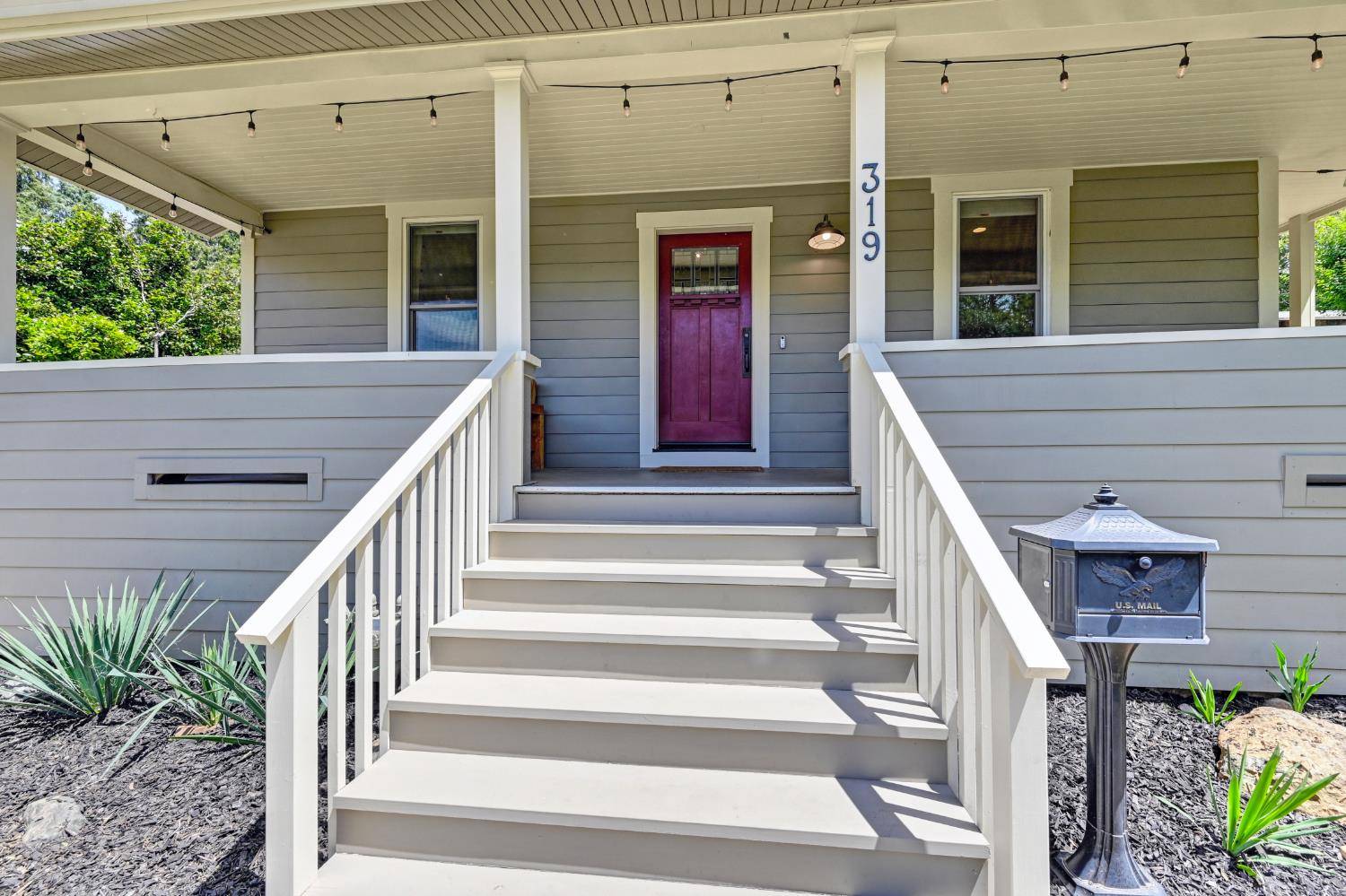 Grass Valley, CA 95945,319 Pleasant St