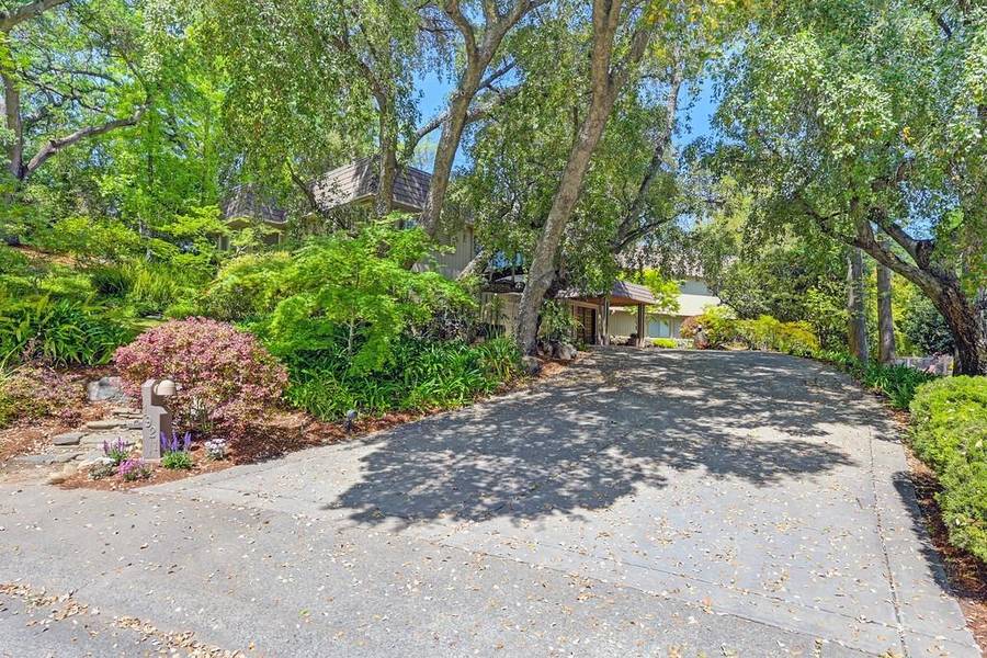 1921 Lowland CT, Carmichael, CA 95608