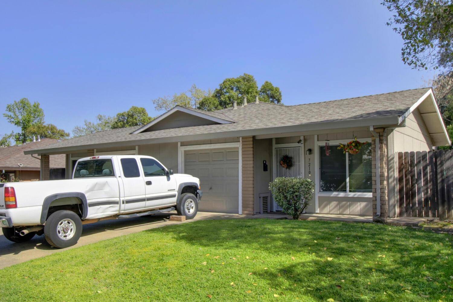 Citrus Heights, CA 95621,7212 Grady DR