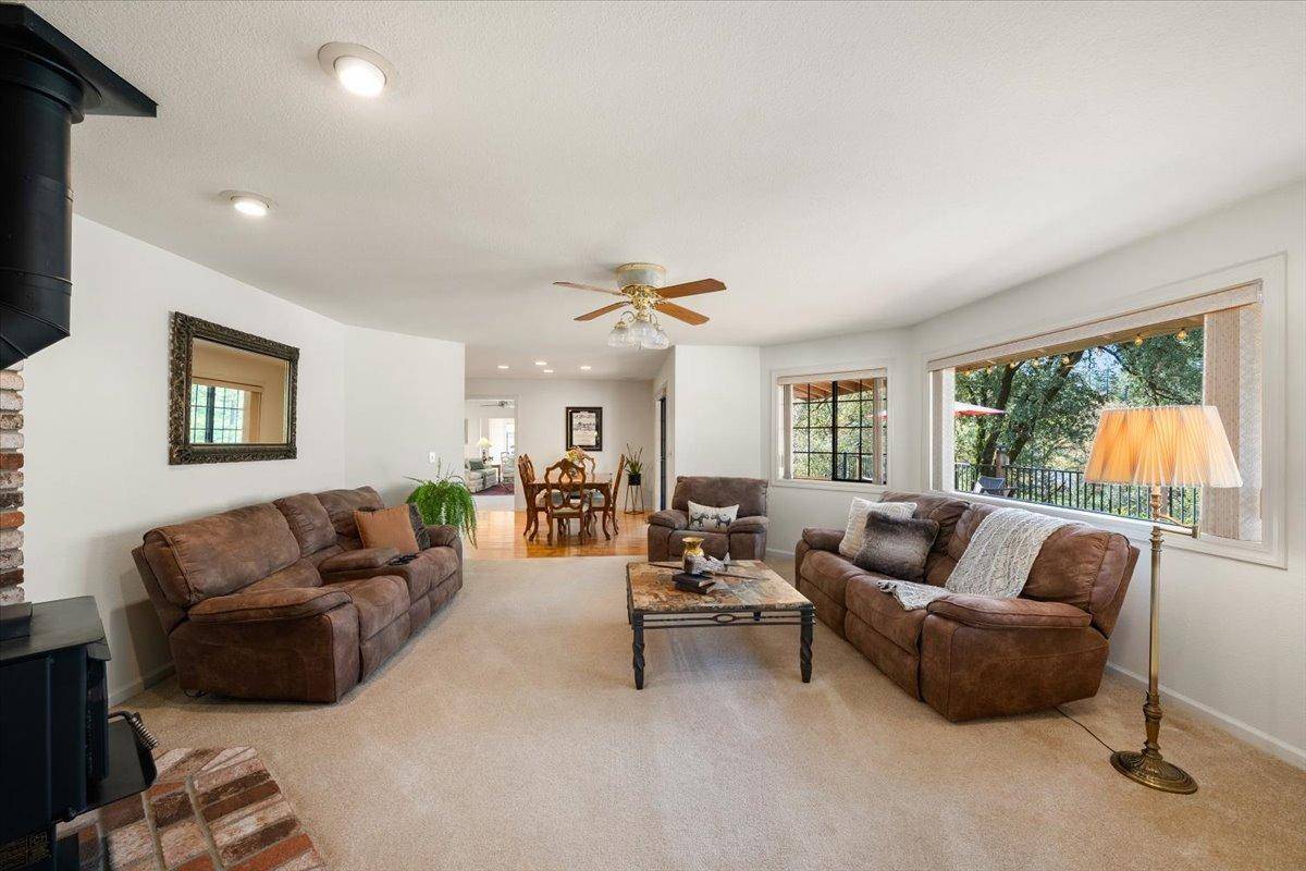 Colfax, CA 95713,20655 Placer Hills RD