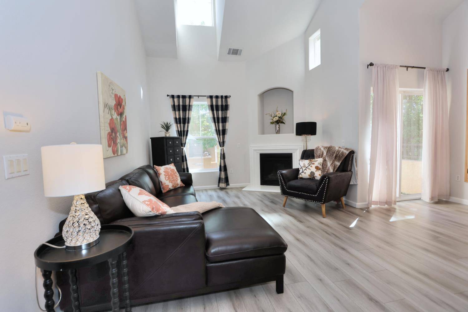 Folsom, CA 95630,512 Vessona CIR