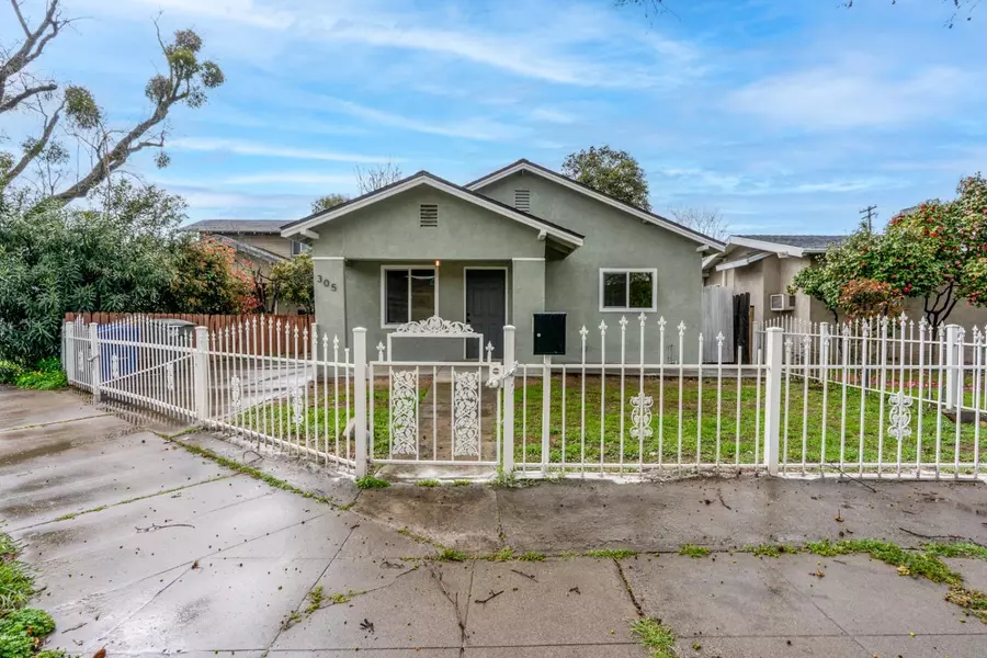 305 Laurel AVE, Modesto, CA 95351