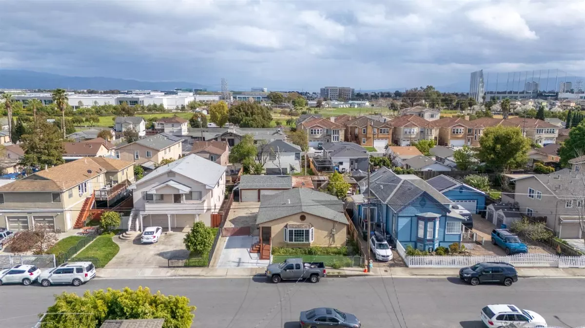 Alviso, CA 95002,1363 Wabash ST