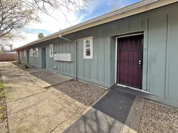 Sacramento, CA 95815,752 Bowles ST