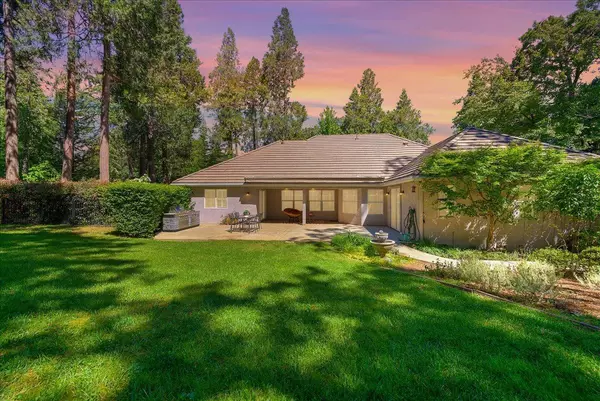 Grass Valley, CA 95945,12986 Somerset DR