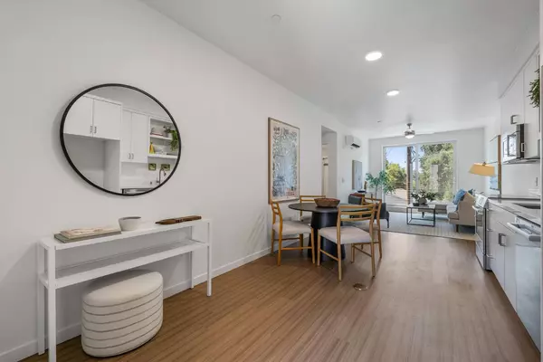 West Sacramento, CA 95605,330 G #302