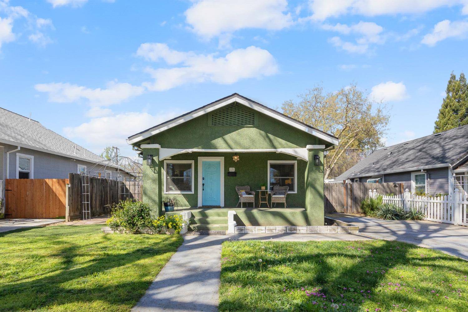 128 Irene AVE, Roseville, CA 95678