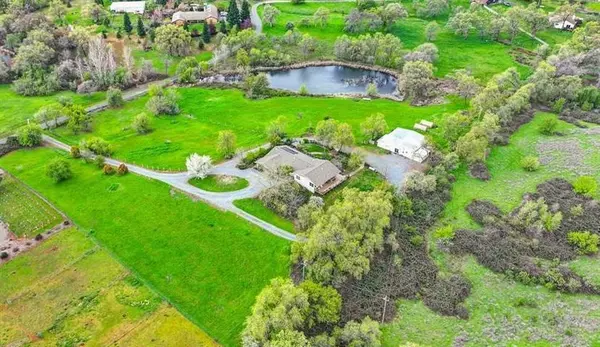 9465 Shanley LN, Auburn, CA 95603