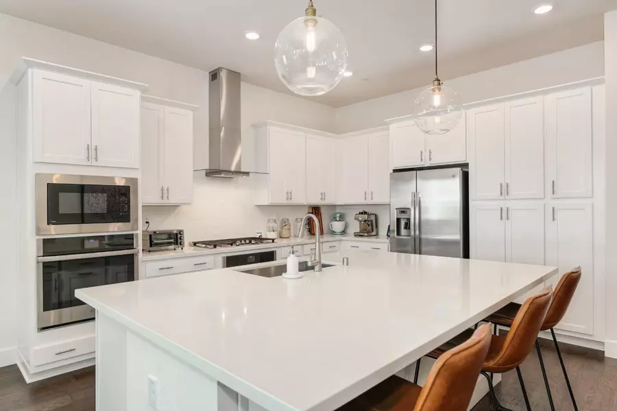 4316 Orpheus CIR, Rancho Cordova, CA 95742