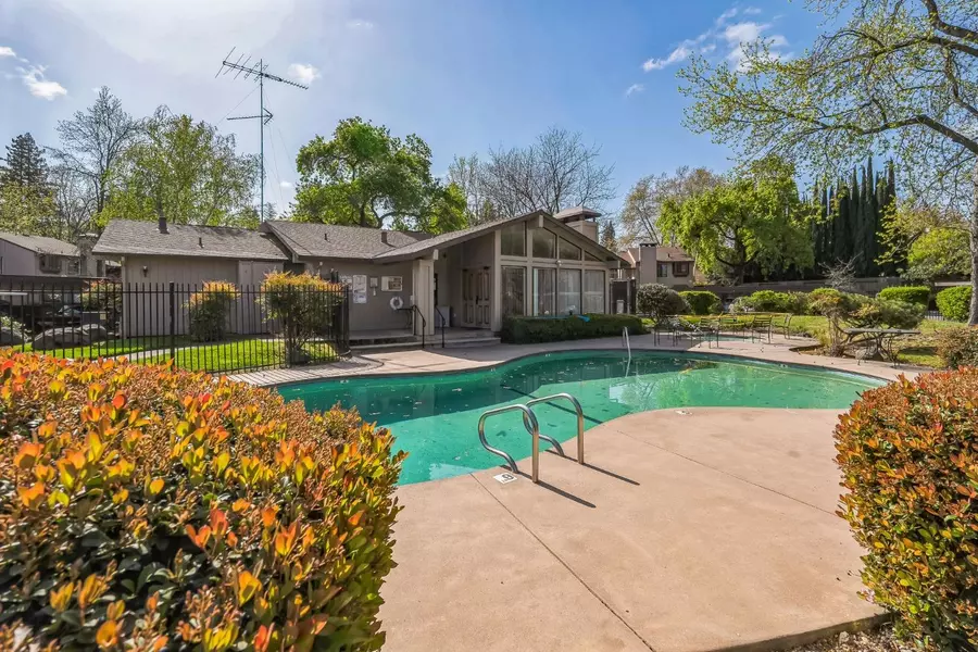 5333 Primrose DR #16A, Fair Oaks, CA 95628