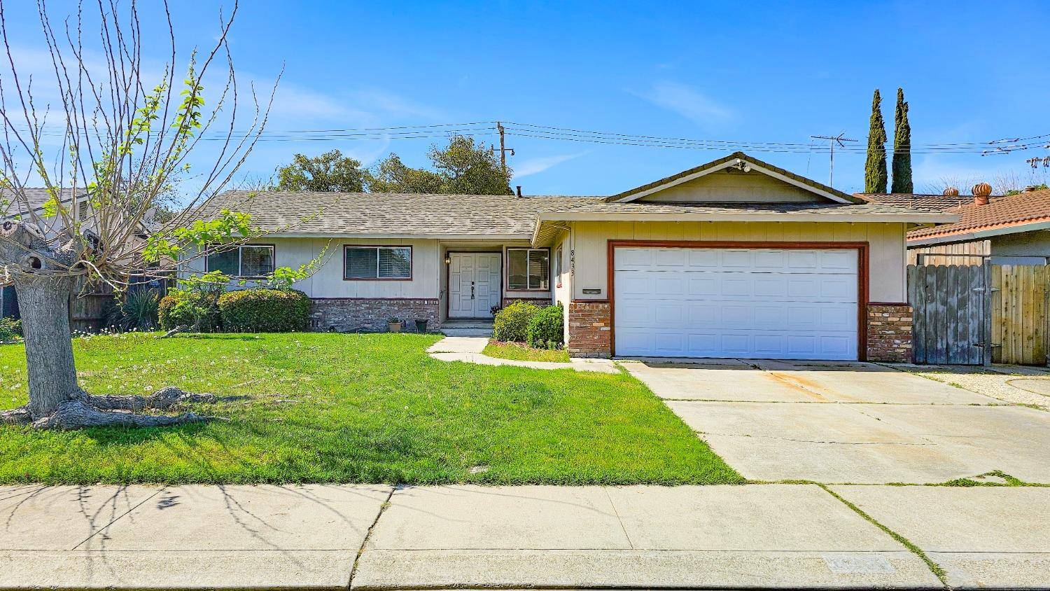 8433 Melrose DR, Stockton, CA 95210