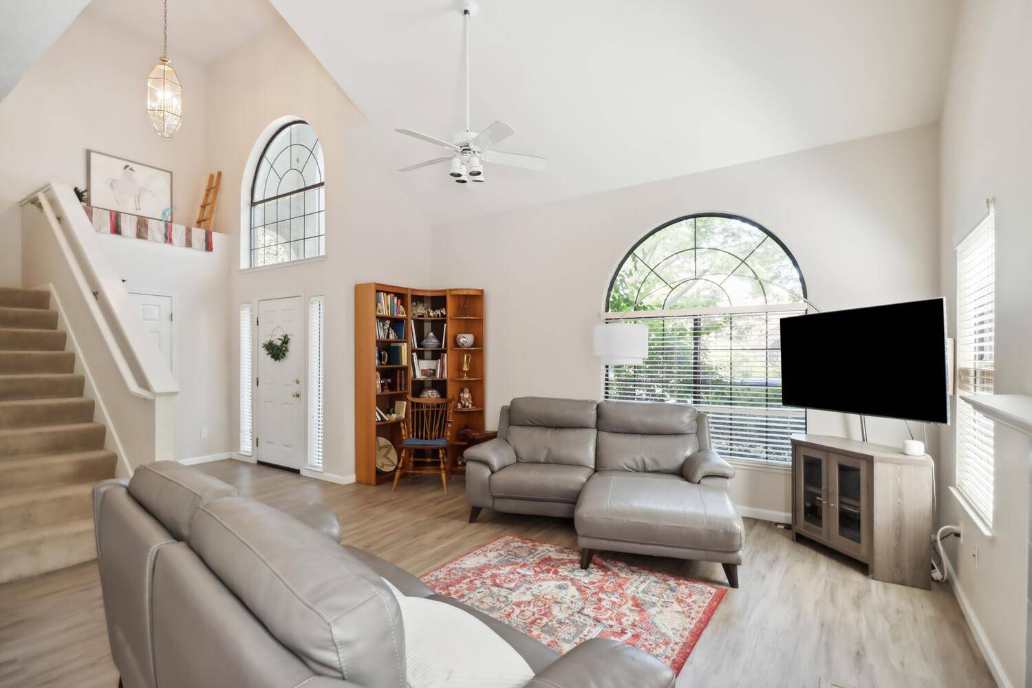 Davis, CA 95616,2227 Humboldt AVE