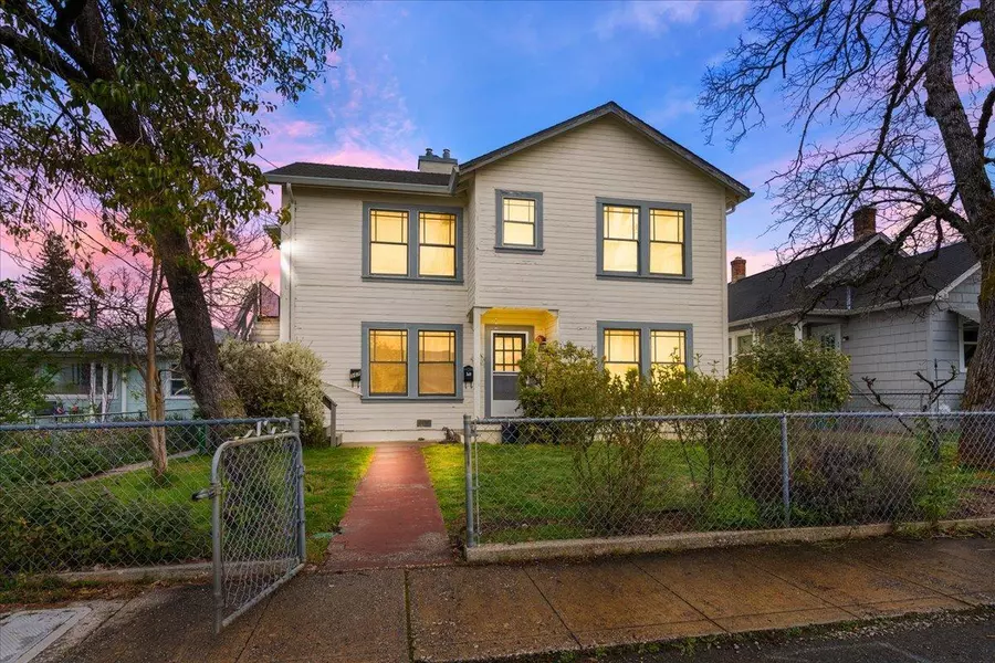 367 Clark ST, Grass Valley, CA 95945