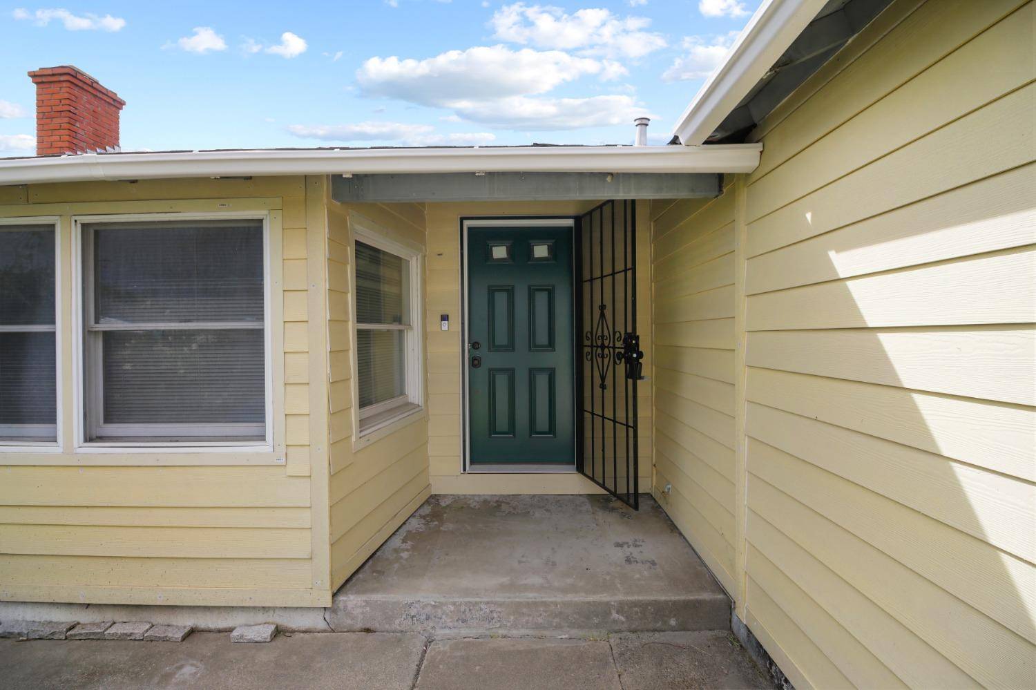 Sacramento, CA 95838,3605 Dayton ST