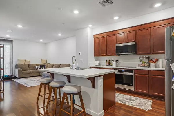 3063 Eagle Chase WALK, Sacramento, CA 95833