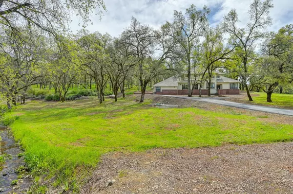 Auburn, CA 95602,2050 Black Oak RD