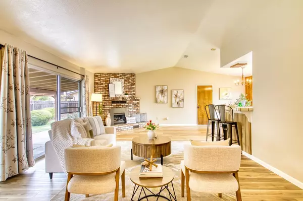 Modesto, CA 95356,3121 Hummingbird CT