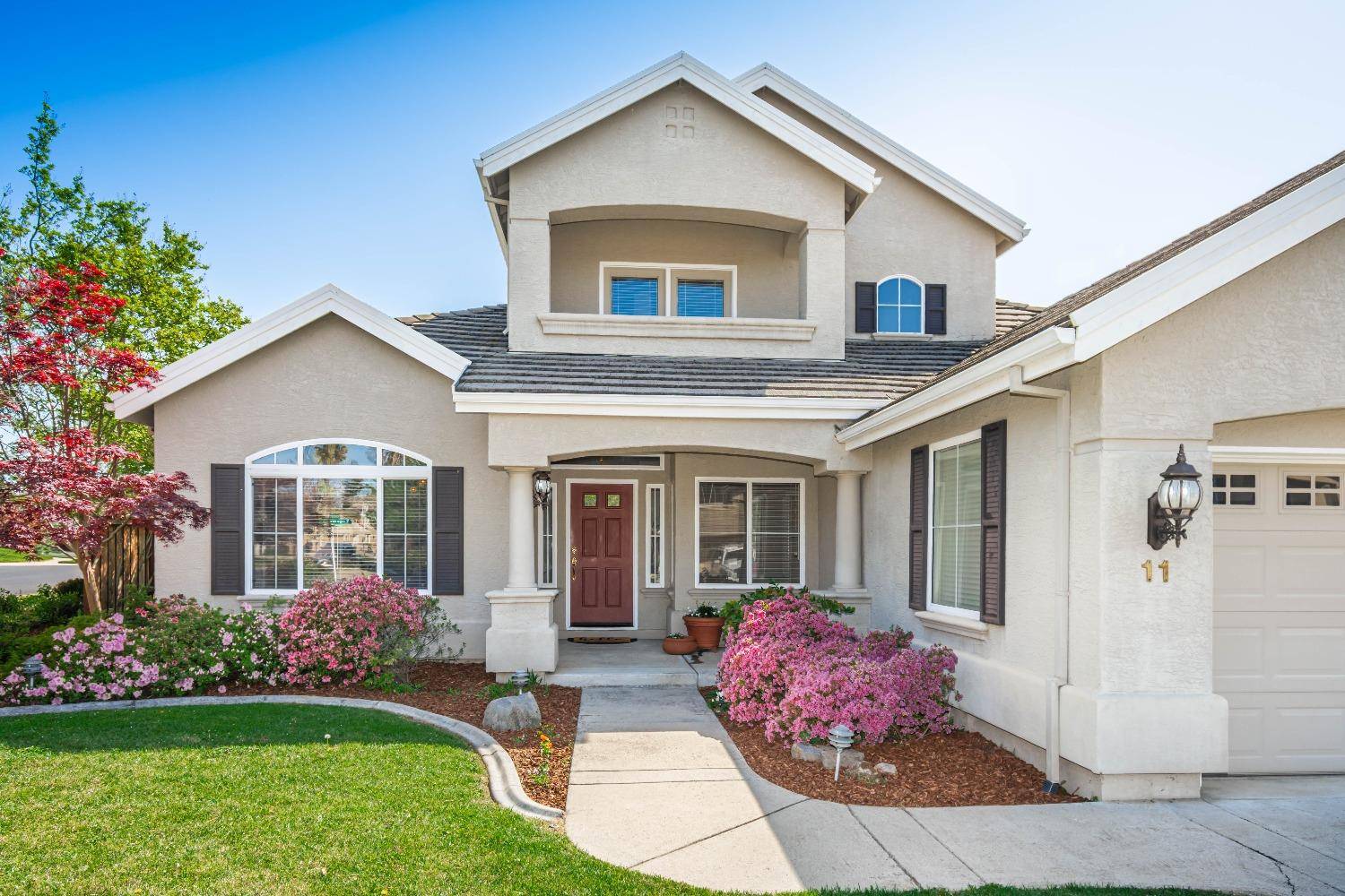 Roseville, CA 95678,11 Edgewood CT