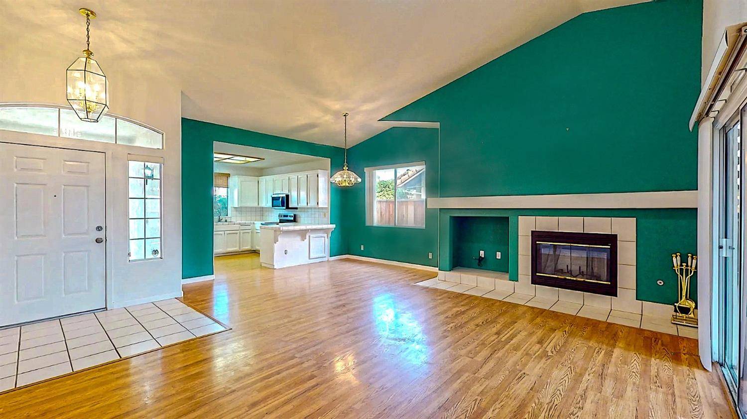 Los Banos, CA 93635,312 Rosalie CT