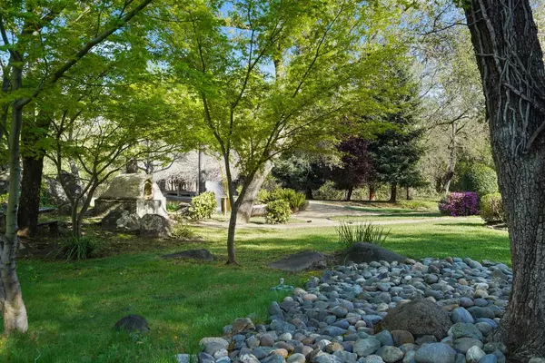 Loomis, CA 95650,9274 King RD