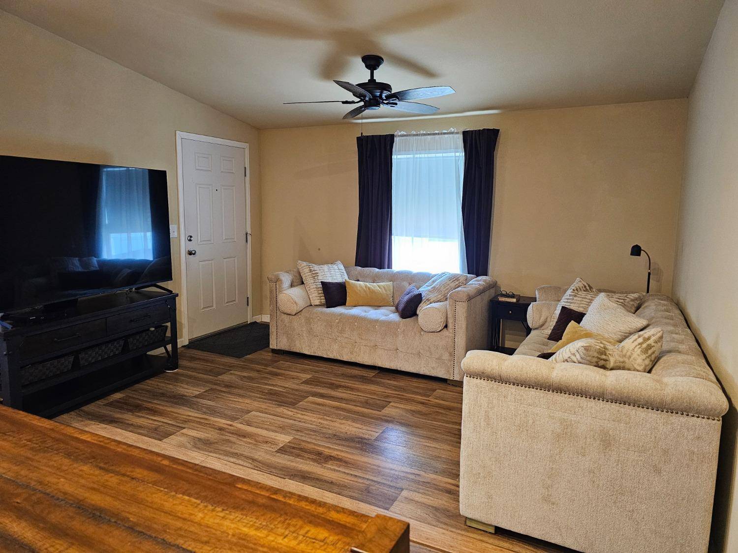Stockton, CA 95210,8600 West LN #25