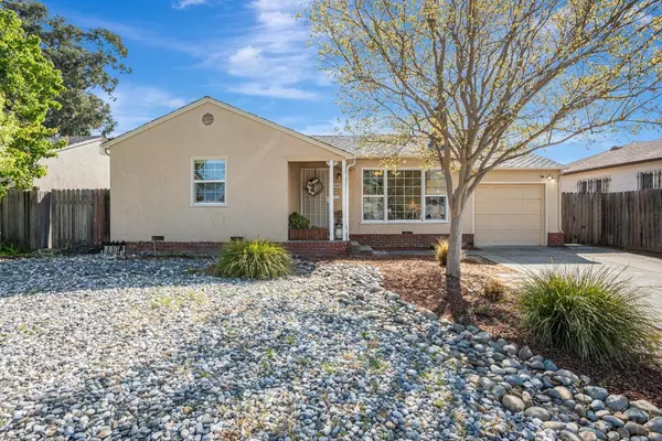 Sacramento, CA 95822,5441 Michael WAY