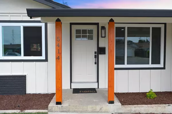 Fremont, CA 94538,5414 Farina LN
