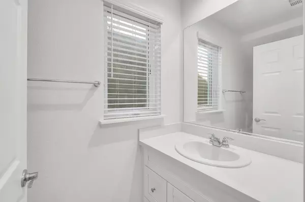 Carmichael, CA 95608,4544 Winding Tree LN